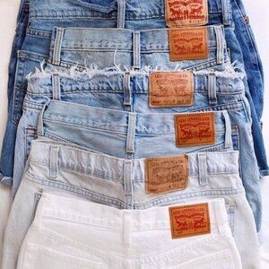 JEANS MYSTERY BOX 1-2 PAIRS FOR ONLY $20.00 WITH DISCOUNTED SHIPPING